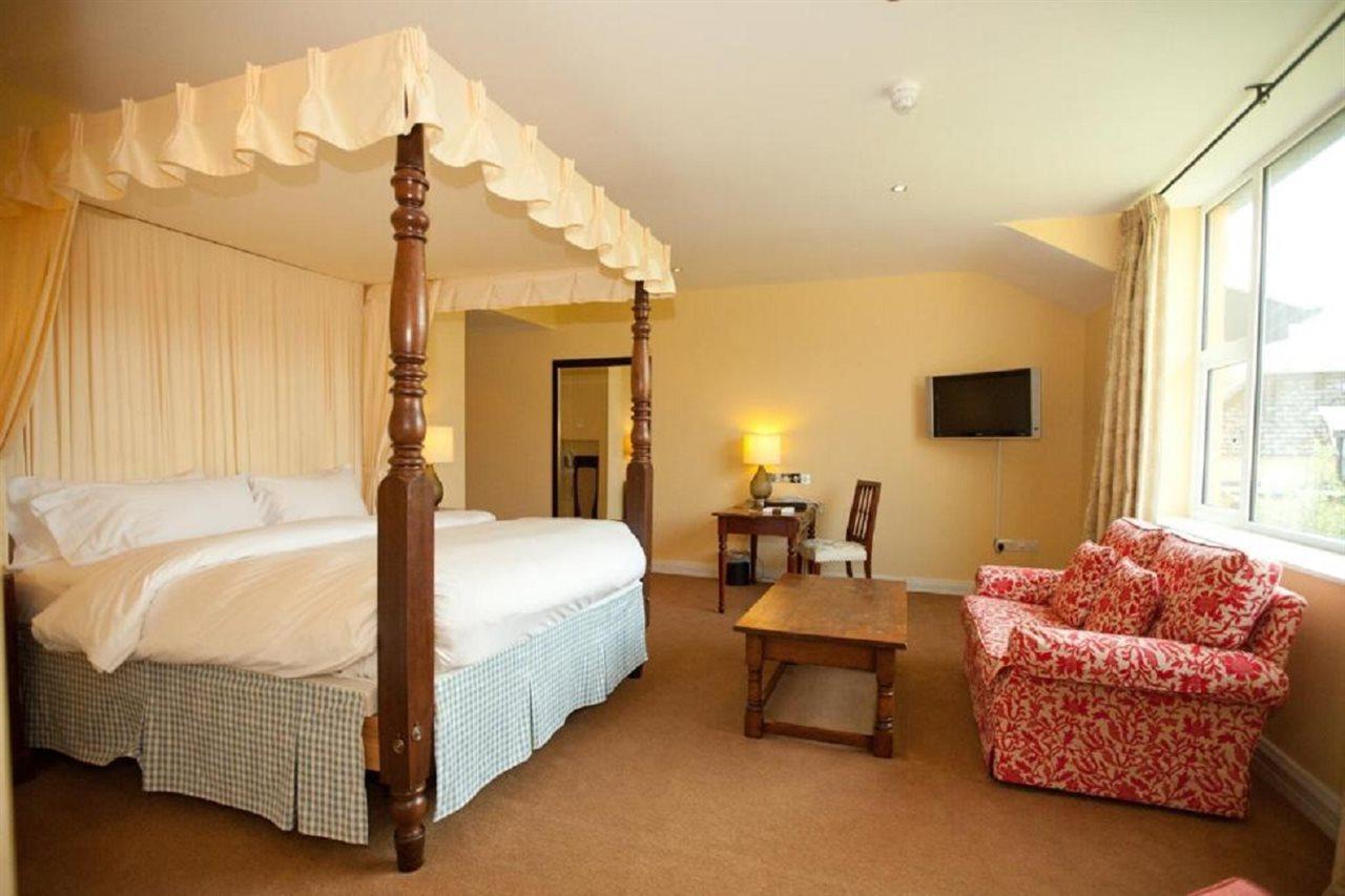 The Dunraven, Adare 호텔 외부 사진
