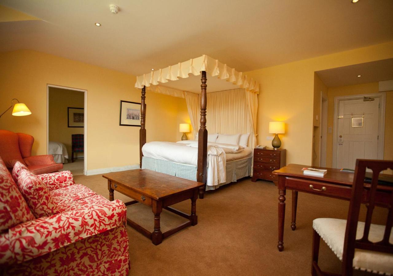 The Dunraven, Adare 호텔 외부 사진